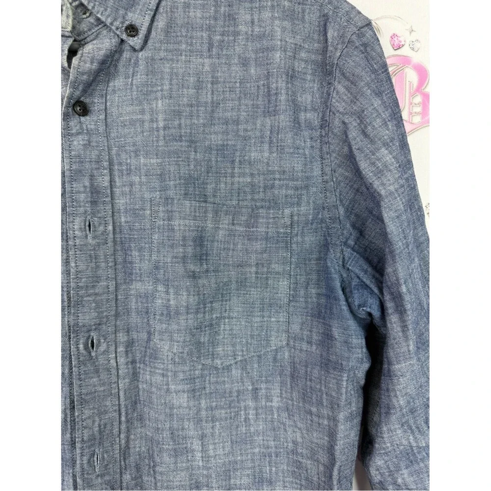 Banana Republic shirt grant fit Men's Blue Textured Button-Down Shirt
